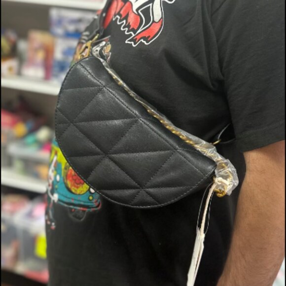 Jessica Simpson Bag - Belt Bag - new with tags - Picture 3 of 6